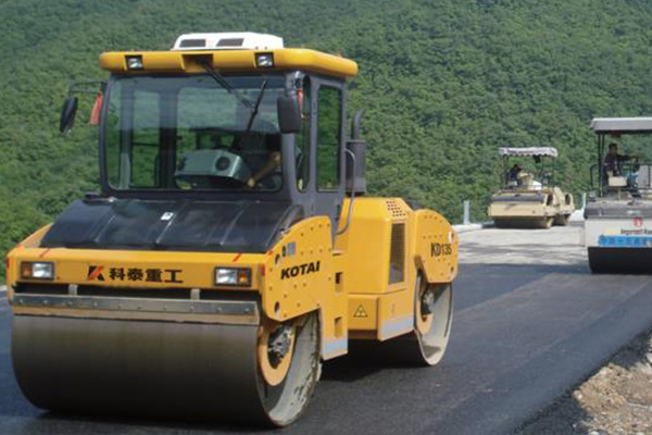 Yanhun Expressway (Liangshui Section) Construction Site